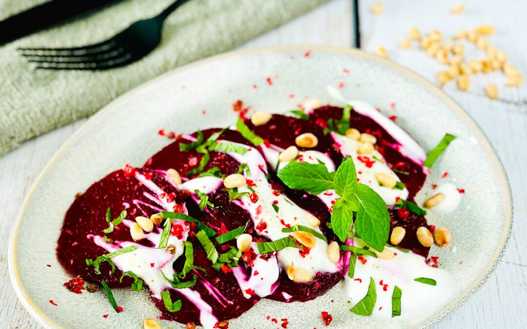 Rote Beete Carpaccio mit Feta Creme