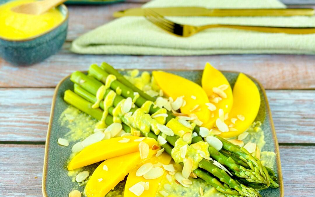 Grüne Spargeln mit Mango Mandel Sauce