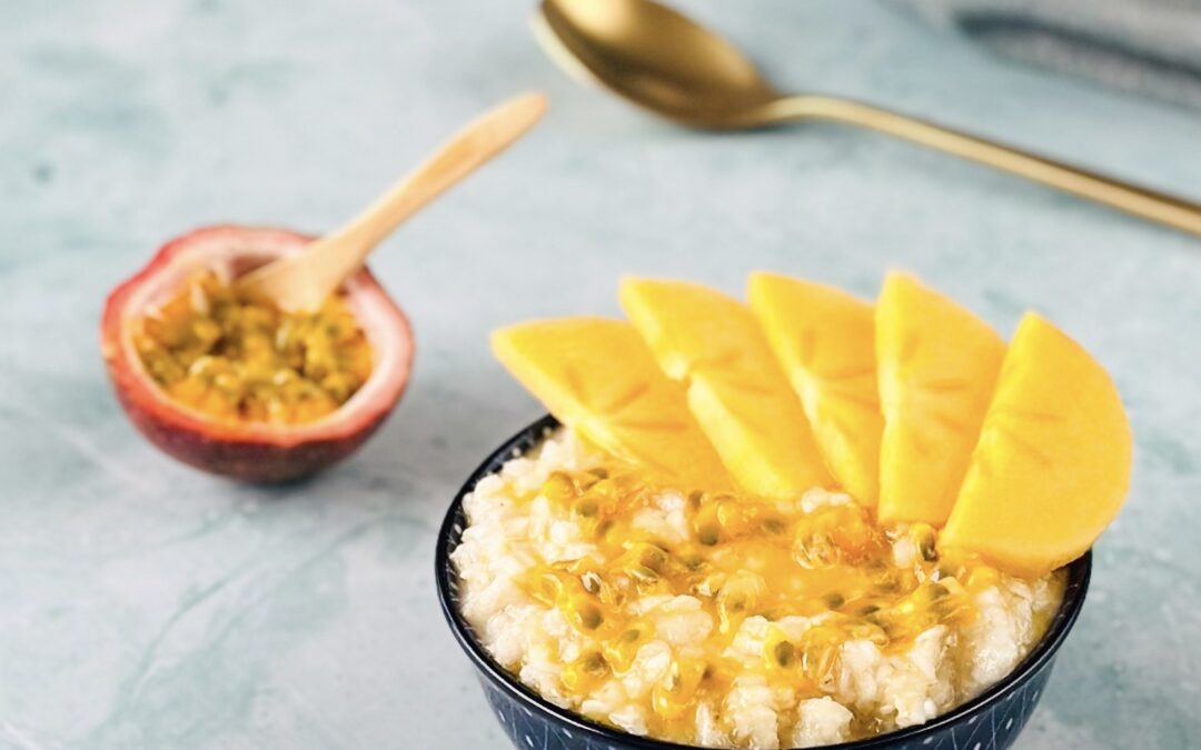 Tropisches Kokos Reis Protein Porridge