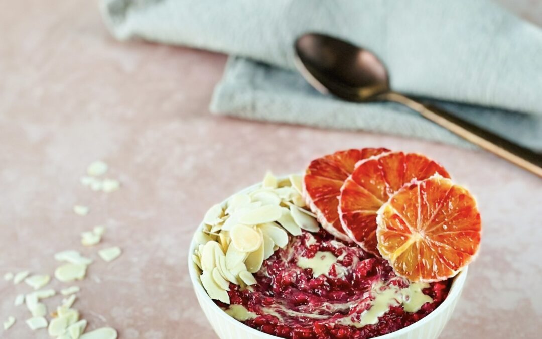 Wärmendes Rote Beete Mandel Zimt Porridge