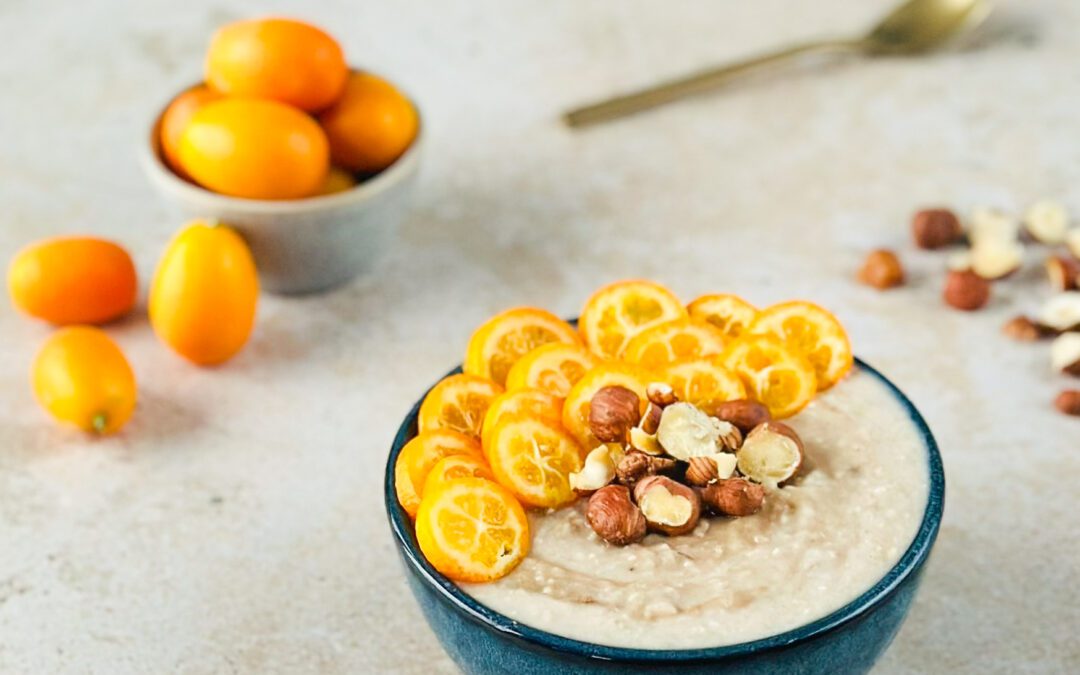 Hirse Haselnuss Porridge mit Kumquat