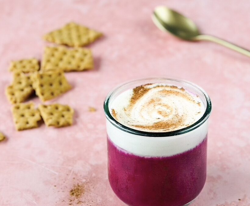 Rote Beete Ingwer Suppe mit Zimtschaum