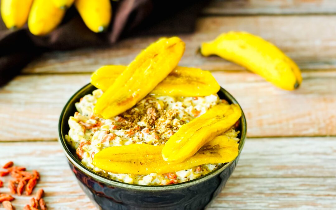 Superfood Reisporridge mit gebratener Banane